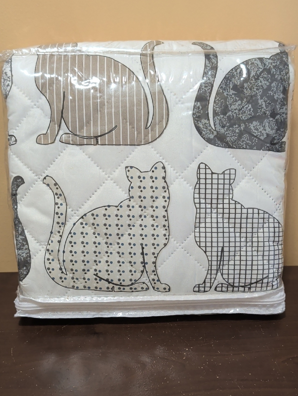 Cat Print Quilted Recliner Protector- Cream, Gray and Tan